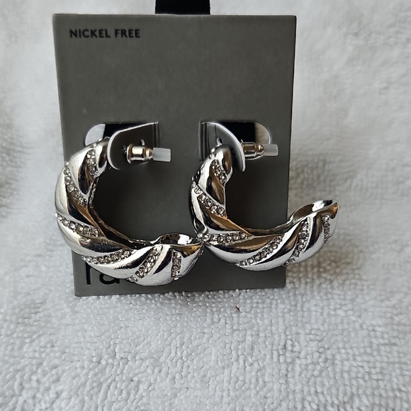 NEW Nordstrom Rack Pave Twisted Silver Hoop Earrings - Picture 8 of 8